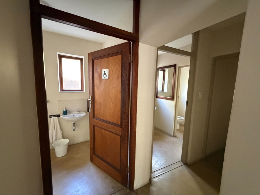 To Let Commercial Property for Rent in Kenilworth Western Cape